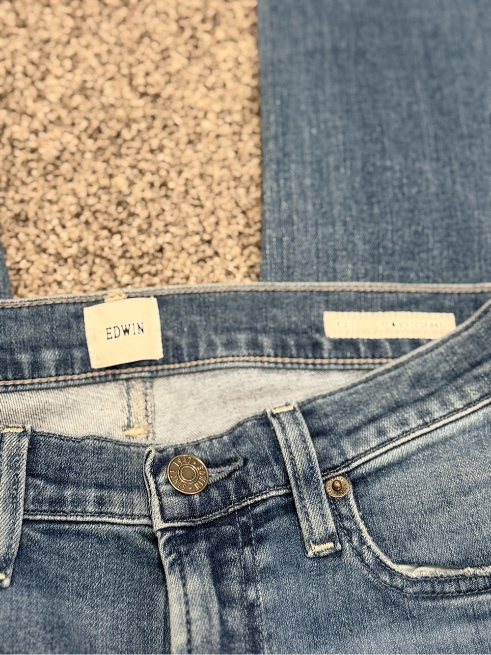 NWT Women’s Edwin Jeans - Picture 6 of 7